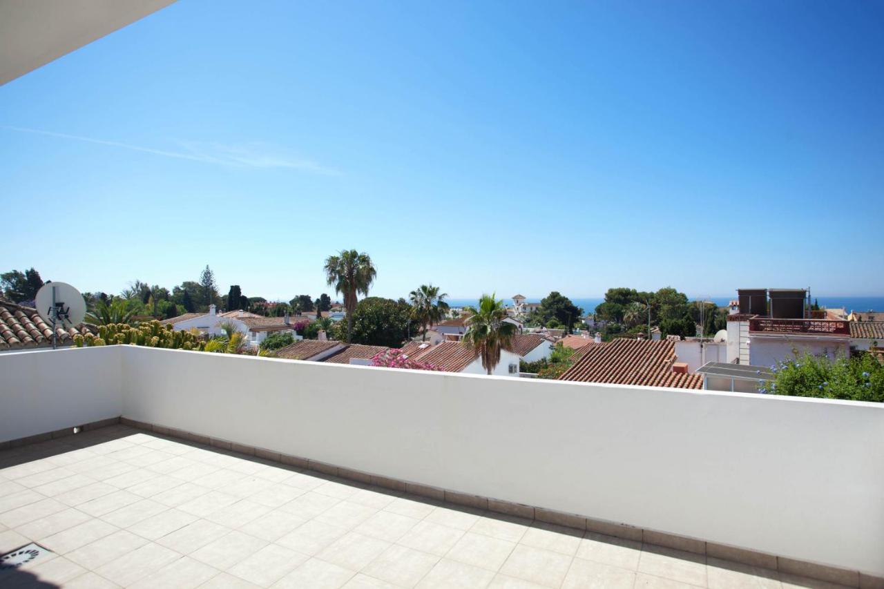 Modern Villa Close To Costabella Beach Marbella Exterior foto